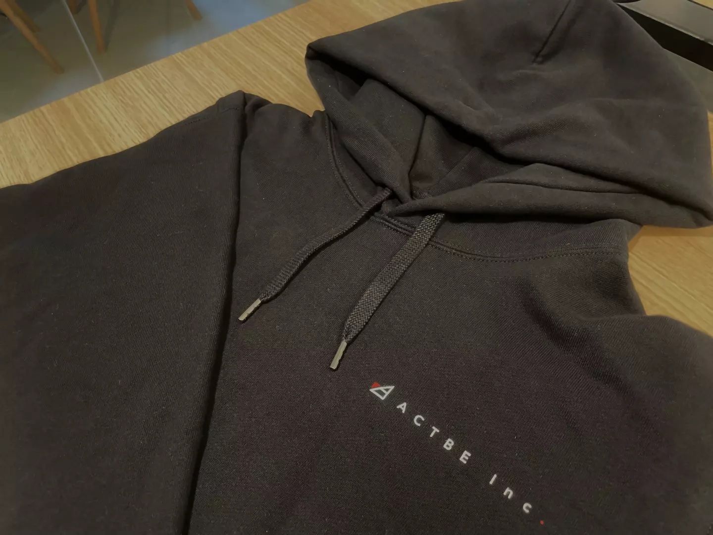 【販売開始】アクトビロゴパーカーの一般販売受付を開始!