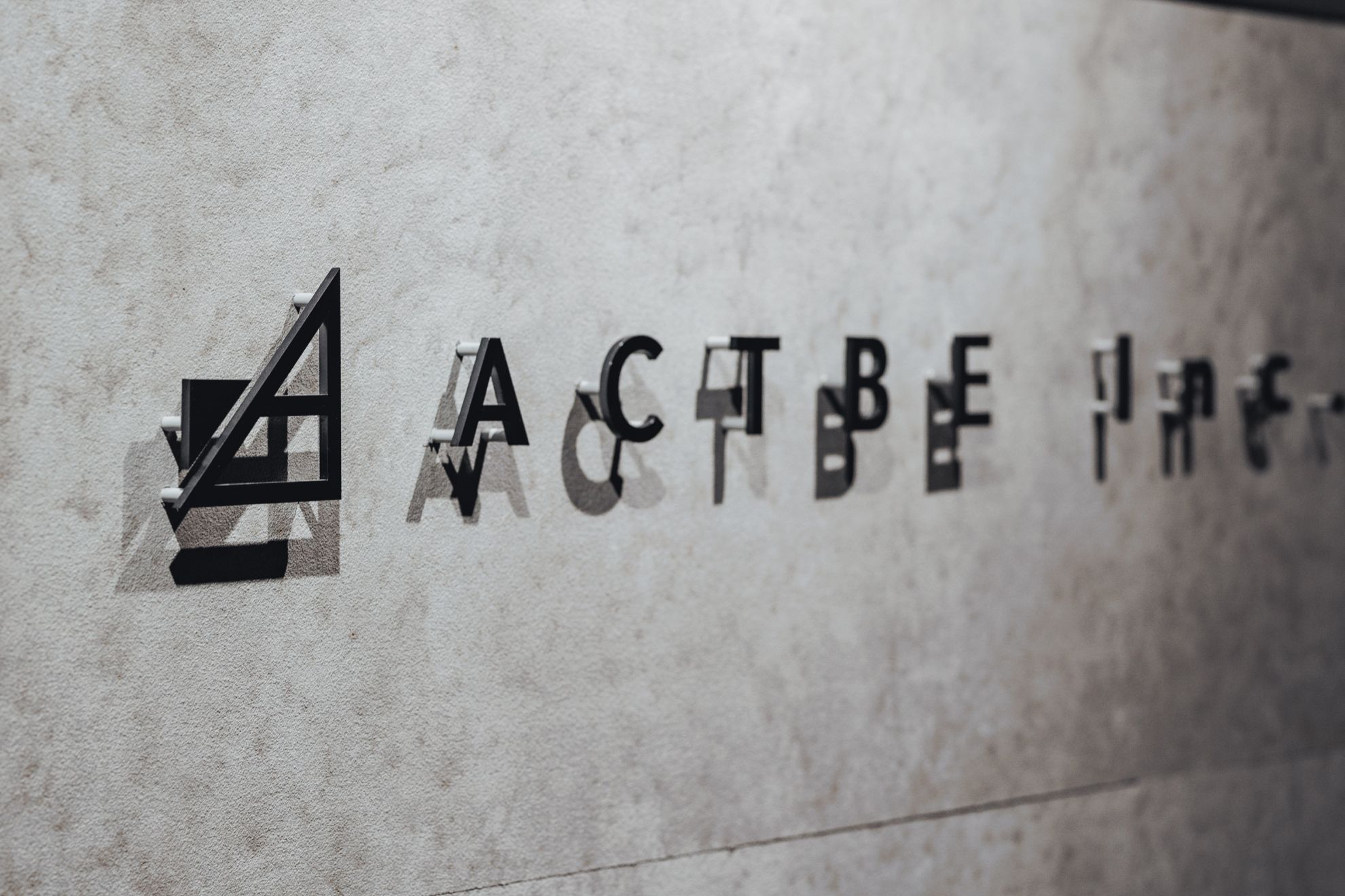 【メディア掲載】なにゆえ株式会社が運営するメディアにて、代表のインタビュー記事・対談動画が掲載されました。